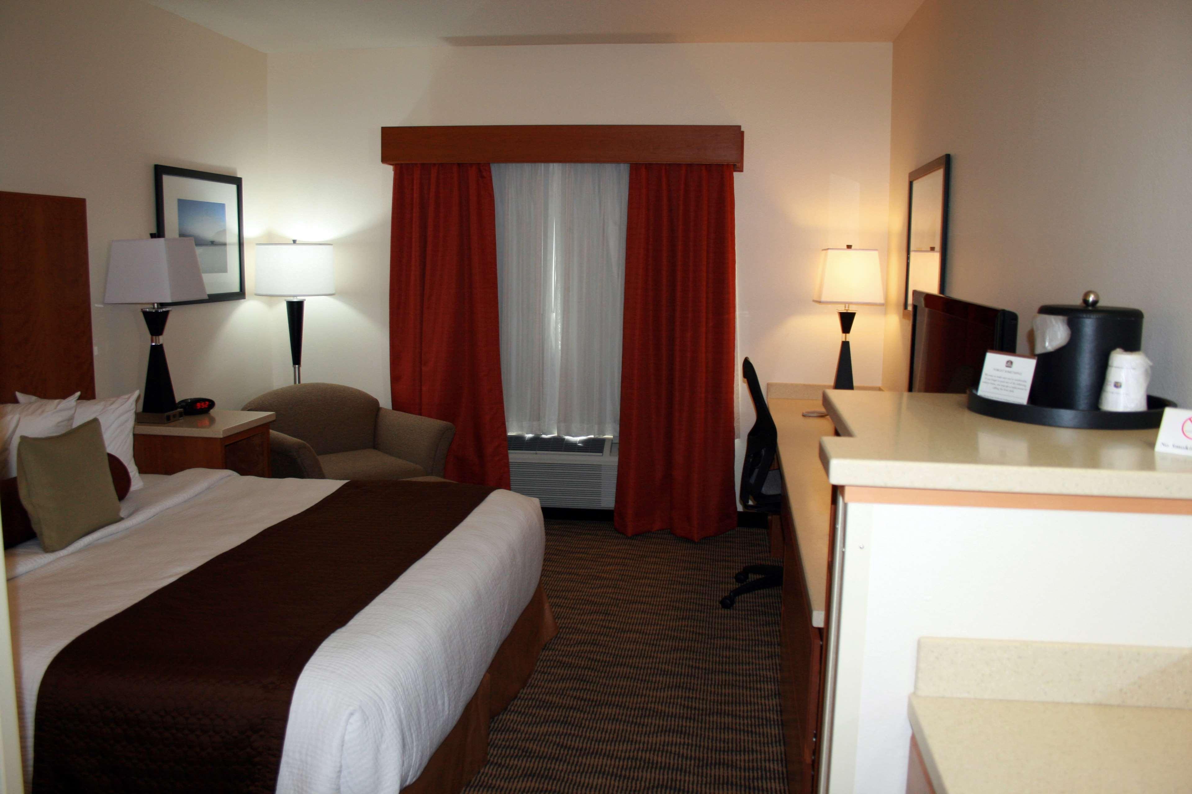 Best Western Plus Park Place Inn & Suites Chehalis Exterior foto