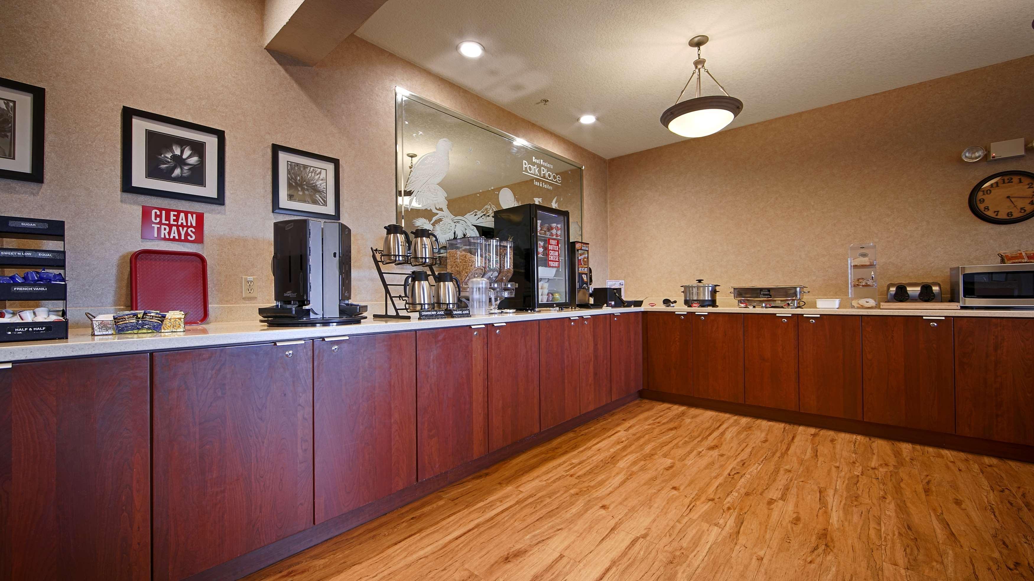 Best Western Plus Park Place Inn & Suites Chehalis Exterior foto