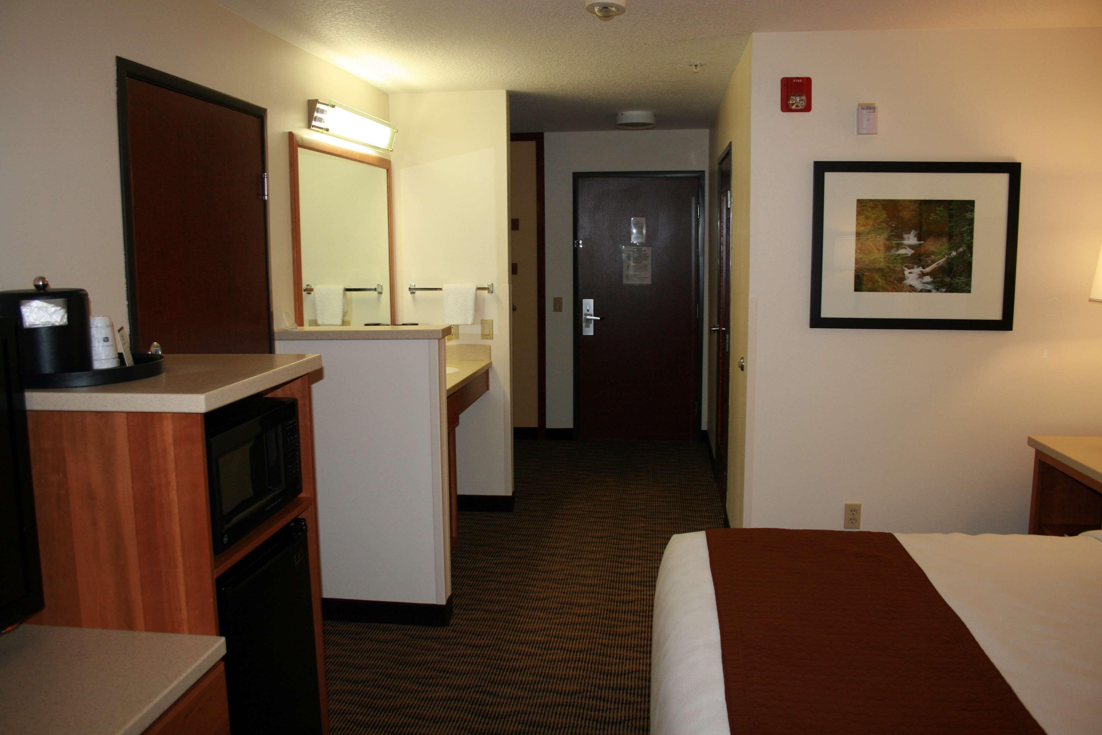 Best Western Plus Park Place Inn & Suites Chehalis Exterior foto