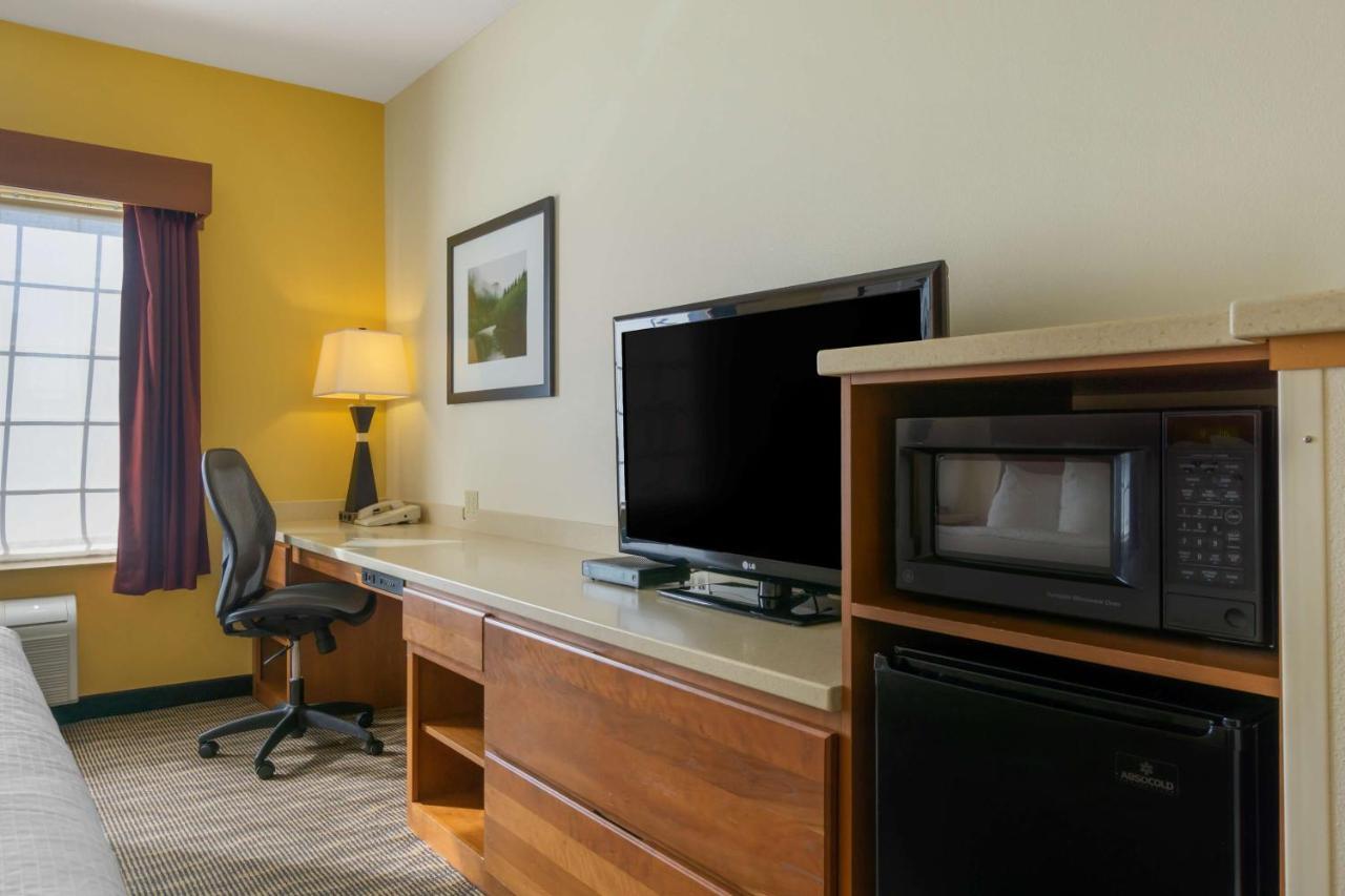 Best Western Plus Park Place Inn & Suites Chehalis Exterior foto