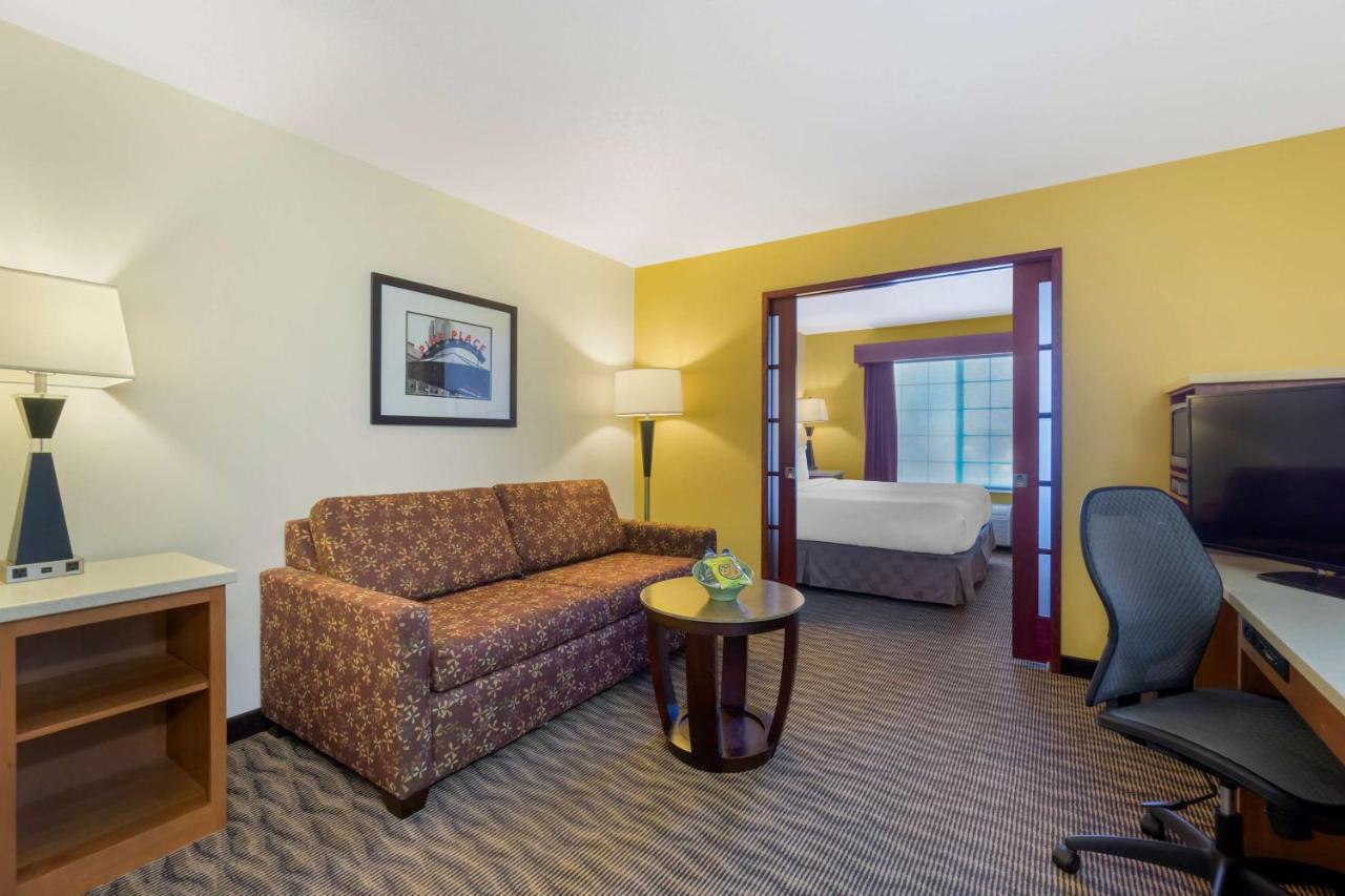 Best Western Plus Park Place Inn & Suites Chehalis Exterior foto